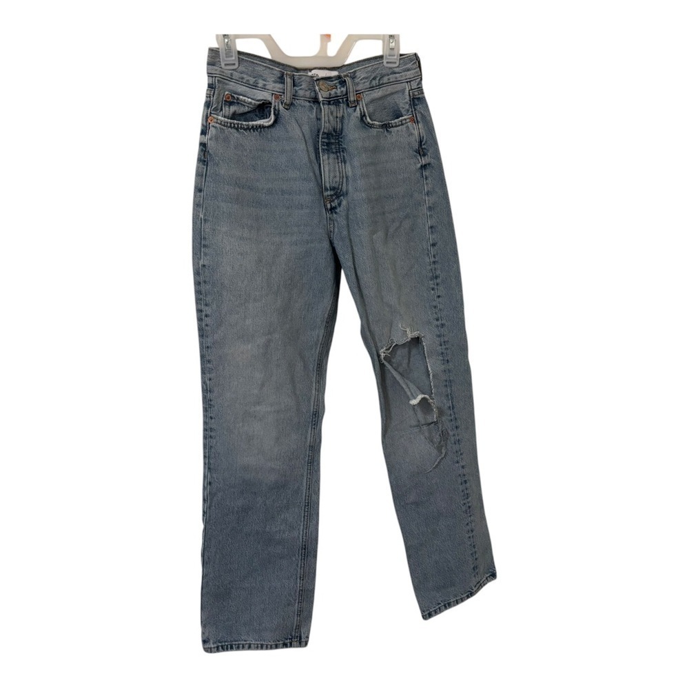 Zara high waist blue denim baggy distressed left knee jeans size 4